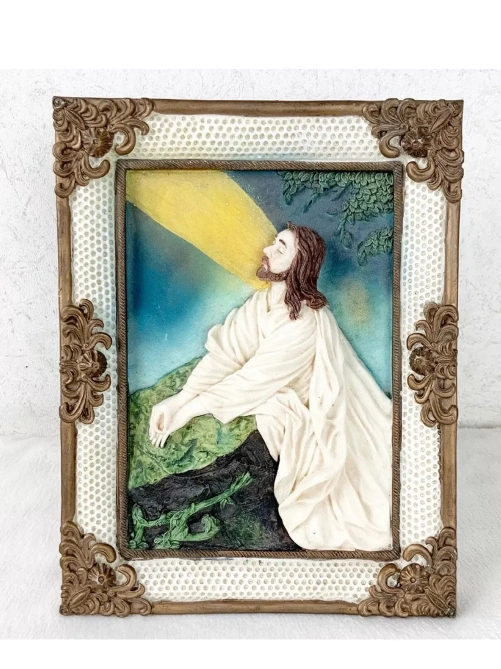 Suanti Galleries RARE 3D Jesus Praying Desk Wall Art Religious Christianity